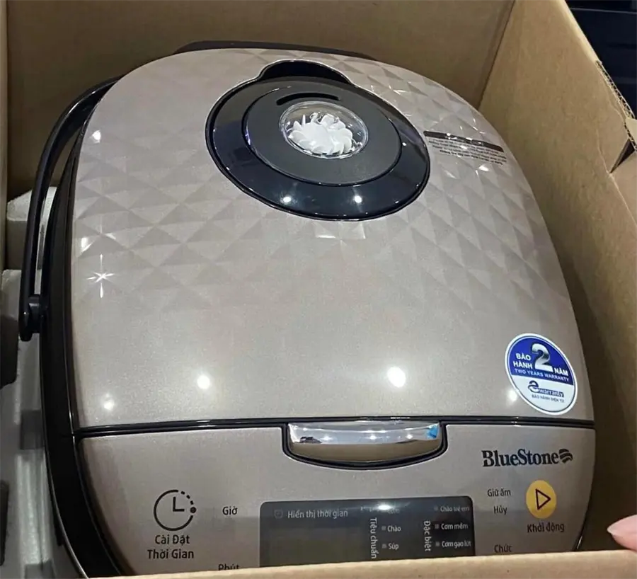 Khách hàng review Nồi cơm điện tử BlueStone 1.8 lít RCB-5938 3