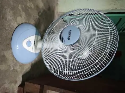 Khách hàng review Quạt bàn Senko 3 cánh B1612 47W 3