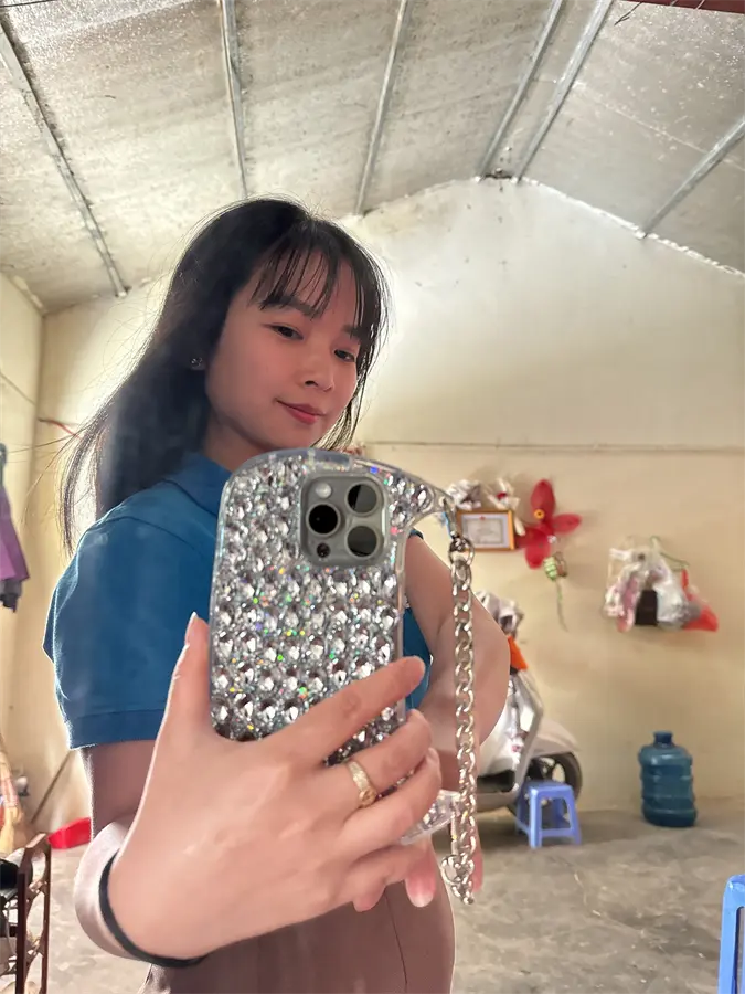Khách hàng review Điện thoại iPhone 15 Pro Max 256GB 38