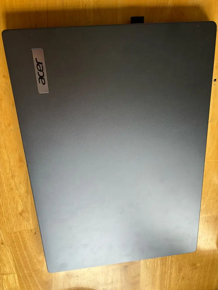 Khách hàng review Laptop Acer TravelMate P4 TMP414 51 50HX i5 1135G7/8GB/512GB/Win11 (NX.VP2SV.00T) 1