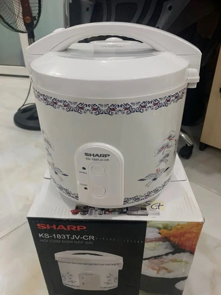 Khách hàng review Nồi cơm nắp gài Sharp 1.8 lít KS-183TJV-CR 1