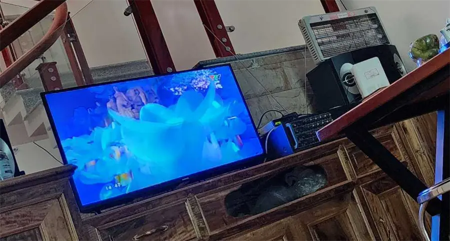 Khách hàng review Google Tivi Xiaomi A 32 inch L32M8-P2SEA 6