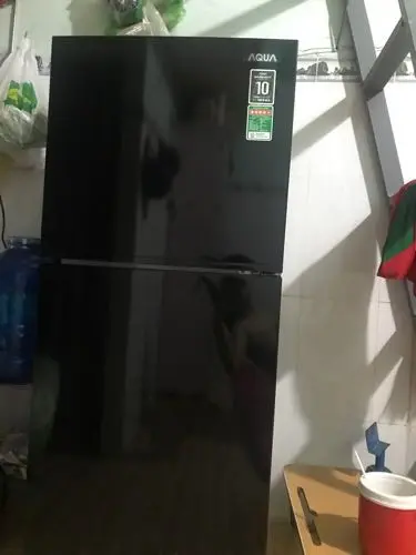 Khách hàng review Tủ lạnh Aqua Inverter 189 lít AQR-T220FA(FB) 7