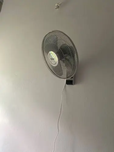 Khách hàng review Quạt treo tường Toshiba 3 cánh F-WSA20(H)VN 55W 7