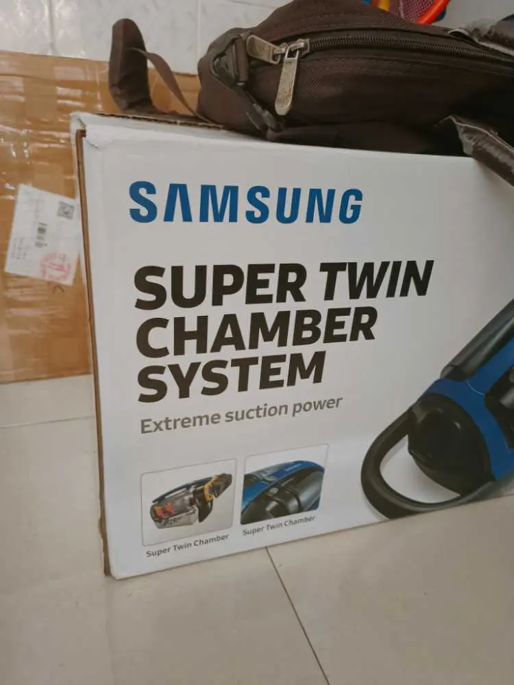 Khách hàng review Máy hút bụi dạng hộp Samsung VCC8836V36/XSV 8