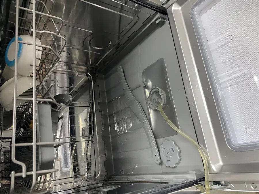 Khách hàng review Máy rửa chén mini Electrolux ESF6010BW 8