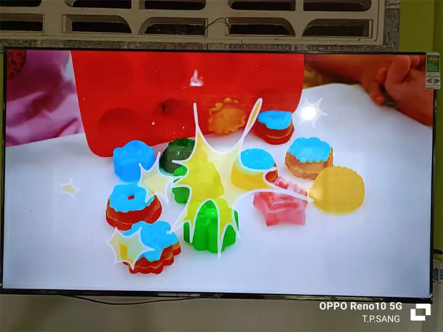 Khách hàng review Smart Tivi Samsung 4K 65 inch UA65AU7002 2
