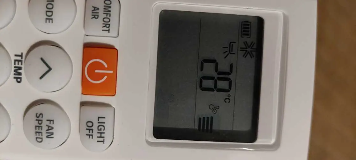 Khách hàng review Máy lạnh LG Inverter 1.5 HP V13WIN1 18