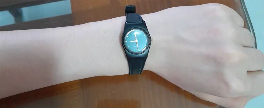 Khách hàng review Đồng hồ Q 2
