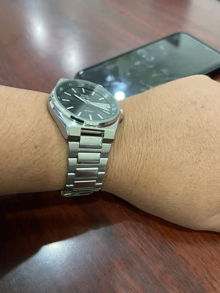 Khách hàng review Đồng hồ Q 2