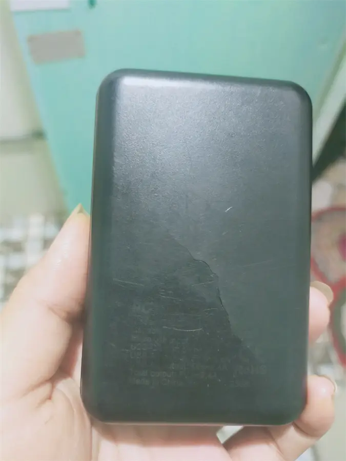 Khách hàng review Pin sạc dự phòng Polymer 10000mAh 12W AVA  DS609A 15