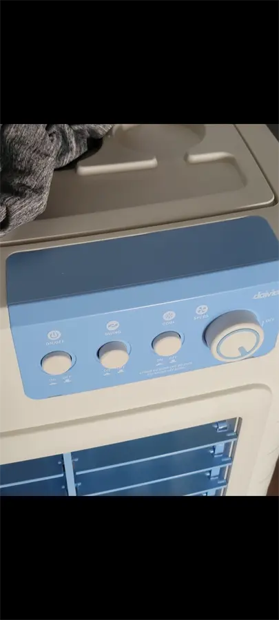 Khách hàng review Quạt điều hoà Daikiosan DM107 200W 3
