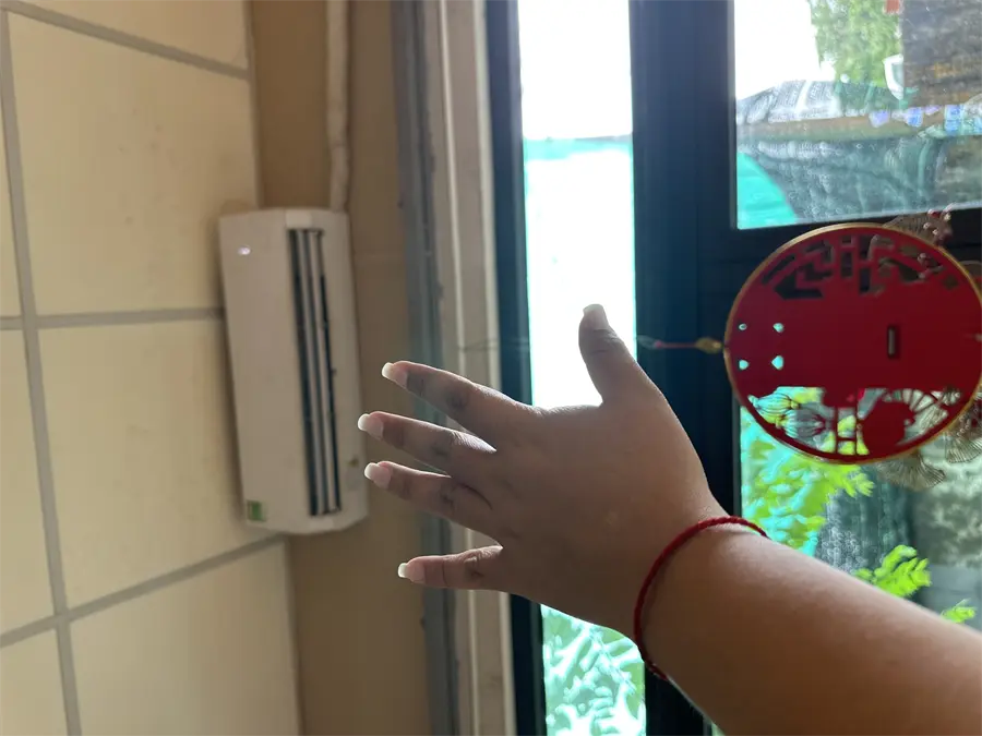 Khách hàng review Máy lạnh Gree Inverter 1.5 HP GWC12PB-K3D0P4 2
