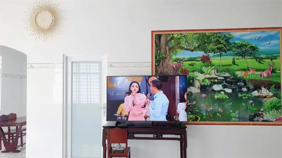 Khách hàng review Smart Tivi Crystal UHD Samsung 4K 65 inch UA65CU8000 6