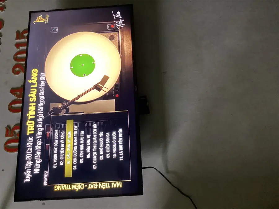 Khách hàng review Android Tivi Aqua 43 inch AQT43D67FG 2