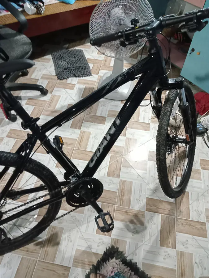 Khách hàng review Xe Đạp Địa Hình MTB Giant ATX 660 (2022) 26 inch Size S 1