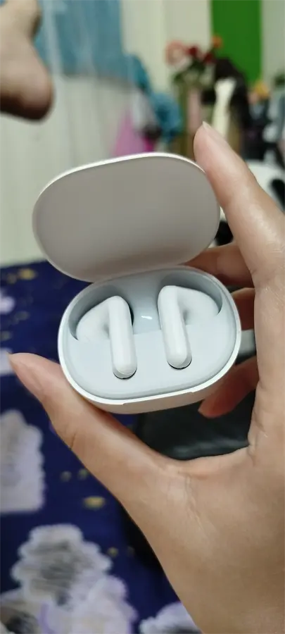 Khách hàng review Tai nghe Bluetooth True Wireless Xiaomi Redmi Buds 4 Lite 6