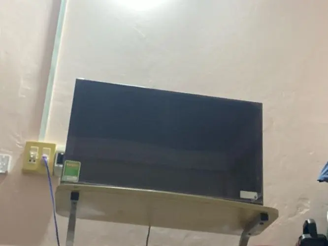 Khách hàng review Android Tivi Sharp 32 inch 2T-C32EG2X 1