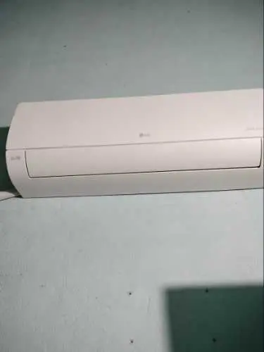 Khách hàng review Máy lạnh LG Inverter 1.5 HP V13WIN1 10