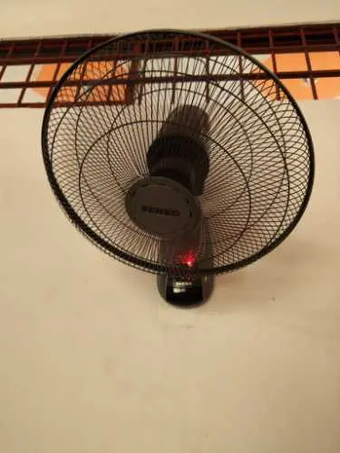 Khách hàng review Quạt treo tường Senko 3 cánh TR1628 47W 8