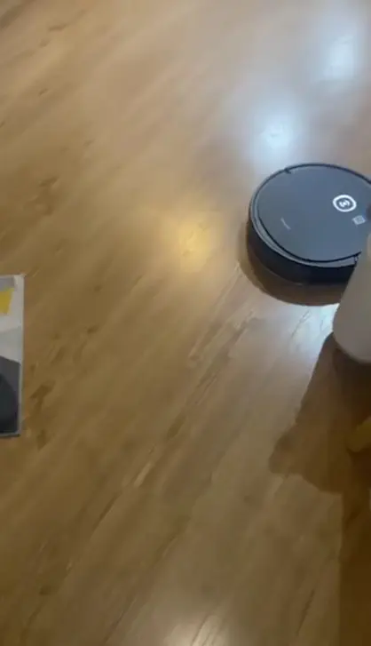 Khách hàng review Robot hút bụi lau nhà Ecovacs Deebot U2 Pro 10