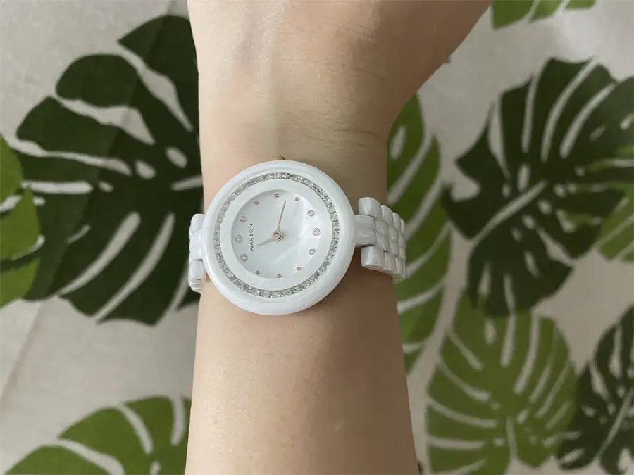 Khách hàng review Đồng hồ NAKZEN Pha Lê Tuyết 32 mm Nữ SS1011L-7N0 2