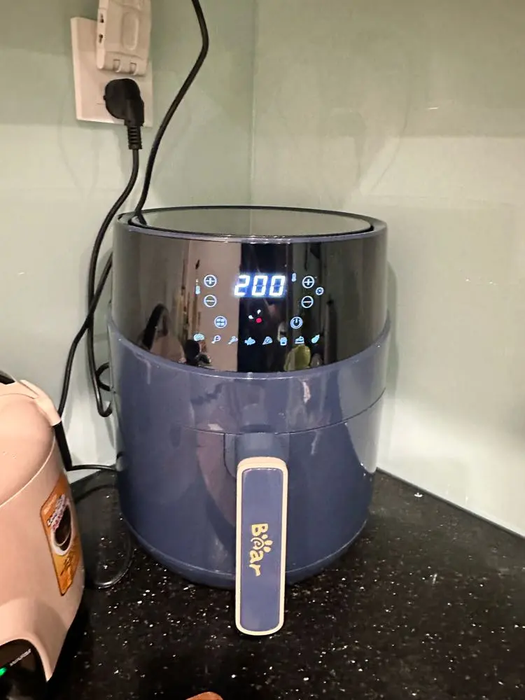 Khách hàng review Nồi chiên không dầu Bear 4.5 lít QZG-A15T2 2