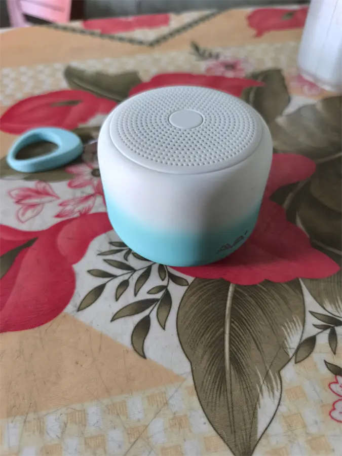 Khách hàng review Loa Bluetooth AVA  MiniPod Y23 8