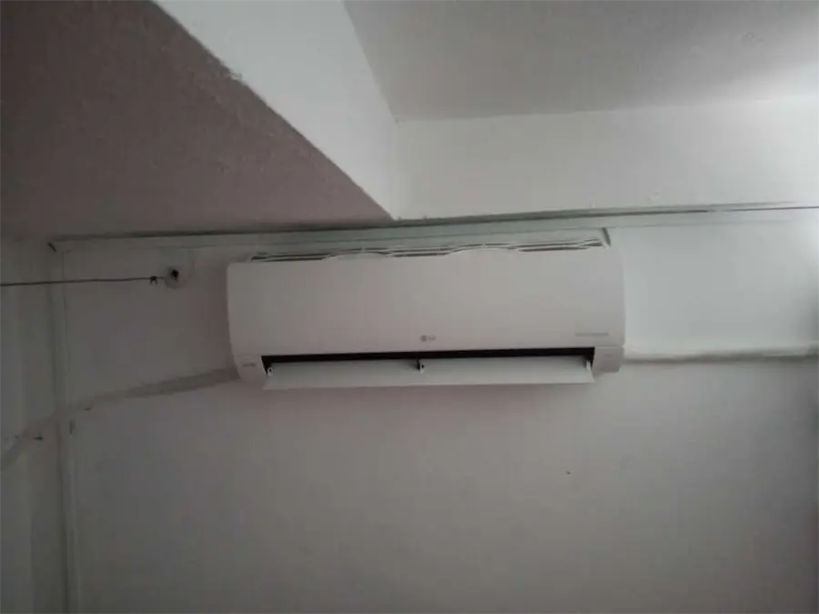 Khách hàng review Máy lạnh LG Inverter 1.5 HP V13WIN1 6