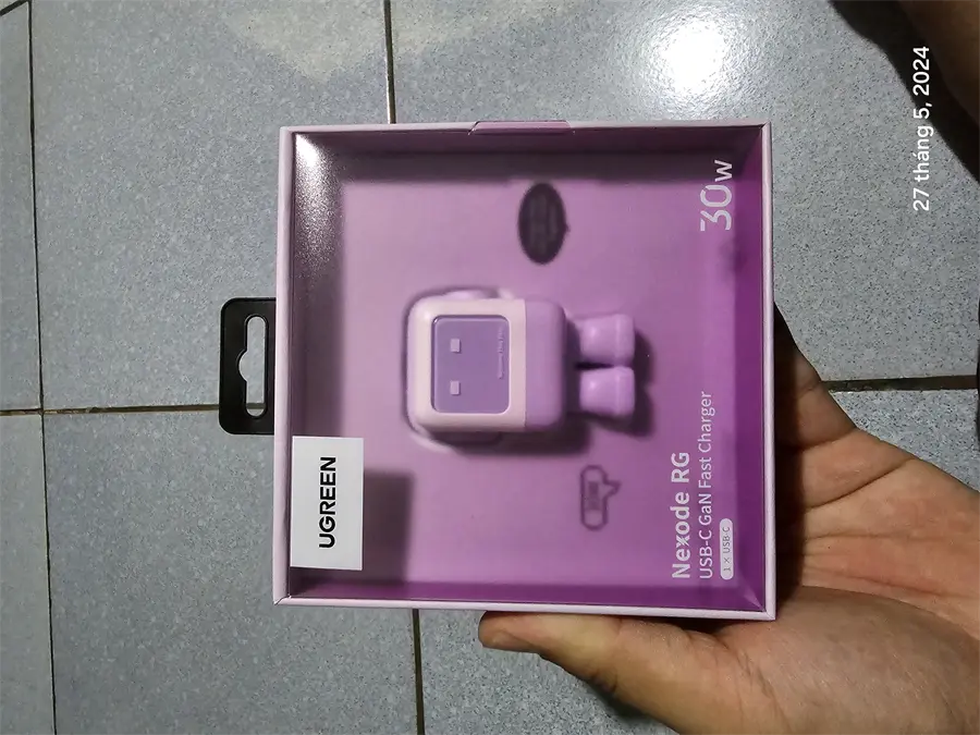 Khách hàng review Adapter Sạc Type C PD GaN 30W Ugreen Robot Nexode 25036 2