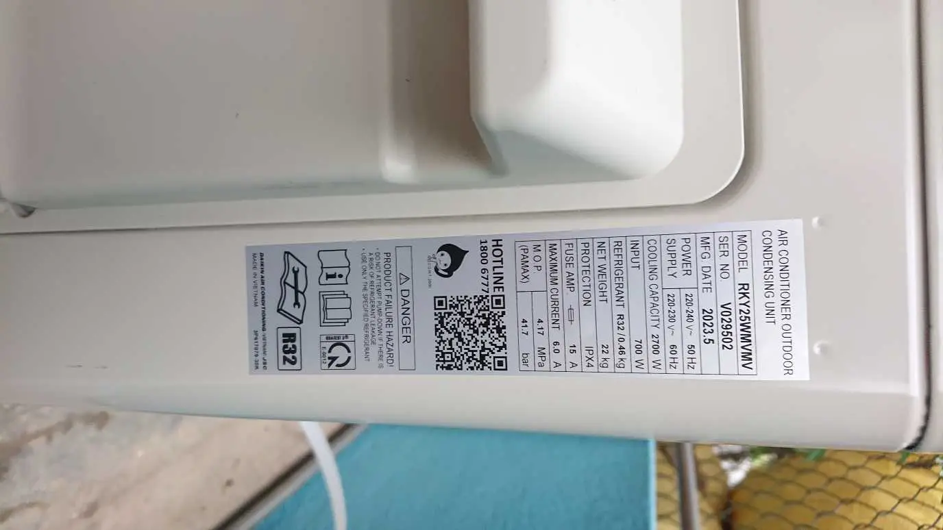 Khách hàng review Máy lạnh Daikin Inverter 1 HP FTKY25WMVMV 9