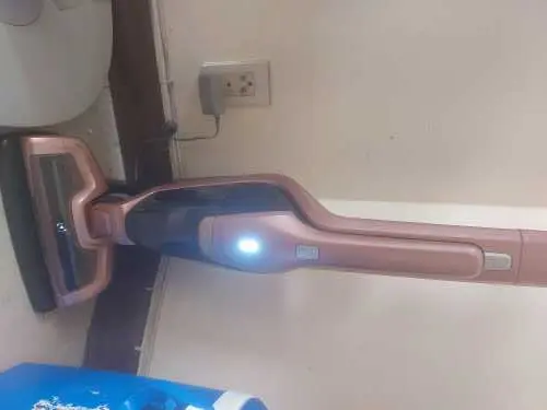Khách hàng review Máy hút bụi không dây Electrolux ZB3314AK 3