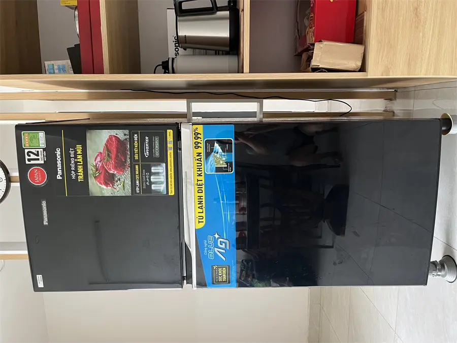 Khách hàng review Tủ lạnh Panasonic Inverter 234 lít NR-TV261BPKV 9