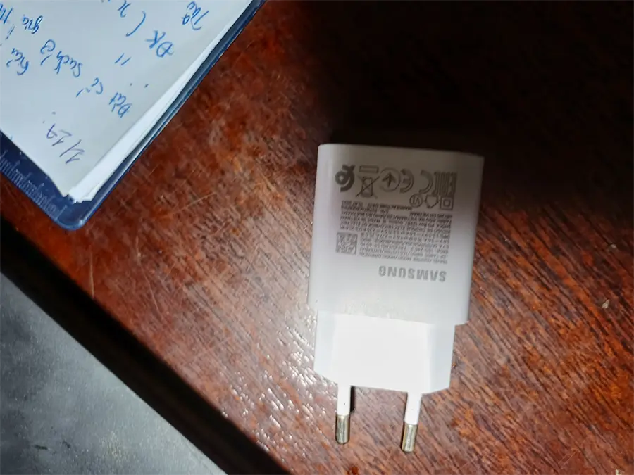 Khách hàng review Sạc nhanh Type-C PD 25W Samsung EP-TA800N 4