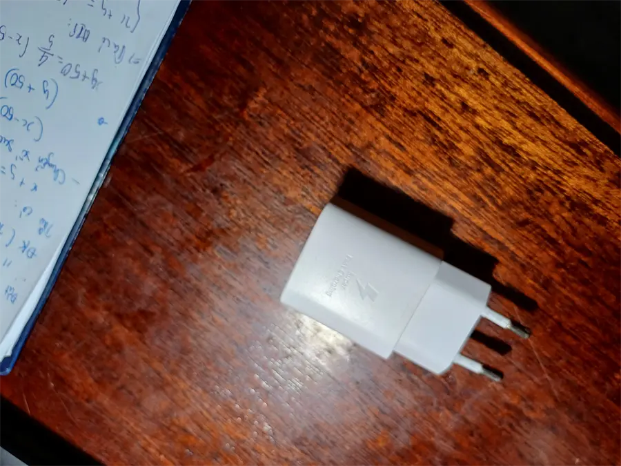 Khách hàng review Sạc nhanh Type-C PD 25W Samsung EP-TA800N 2
