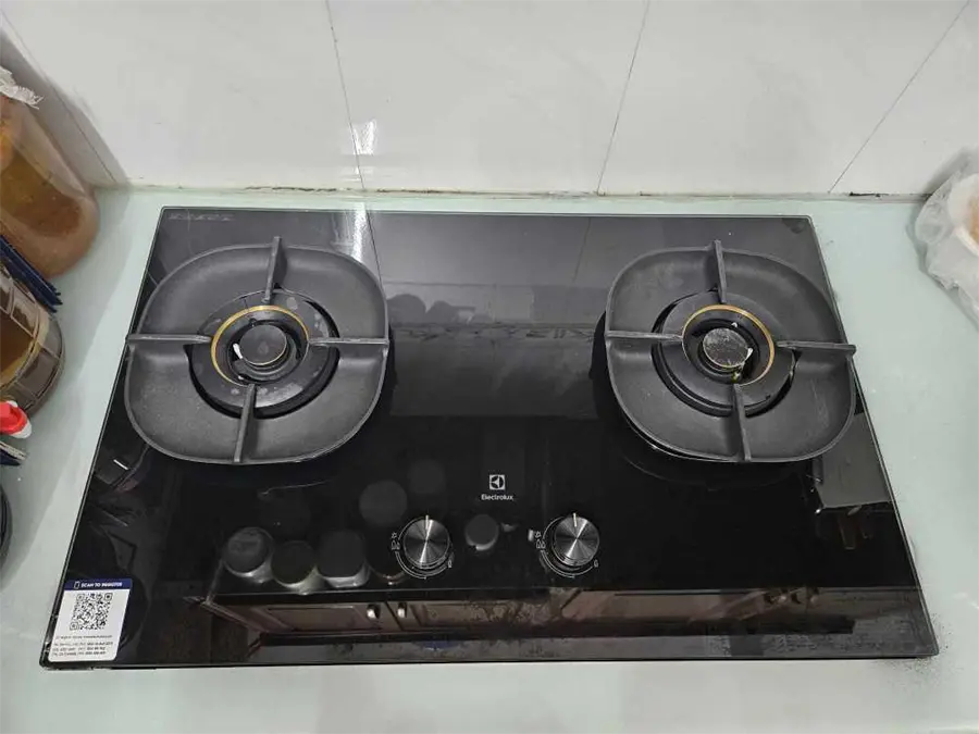 Khách hàng review Bếp ga âm Electrolux EHG8250BC 2