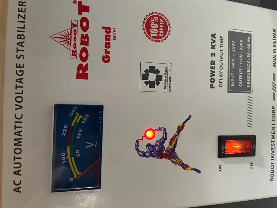 Khách hàng review Ổn áp Robot 1 pha 2KVA 140 2
