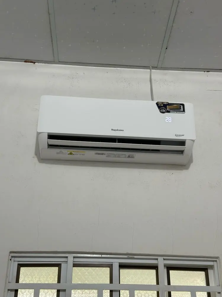 Khách hàng review Máy lạnh Nagakawa Inverter 1 HP NIS-C09R2T28 39