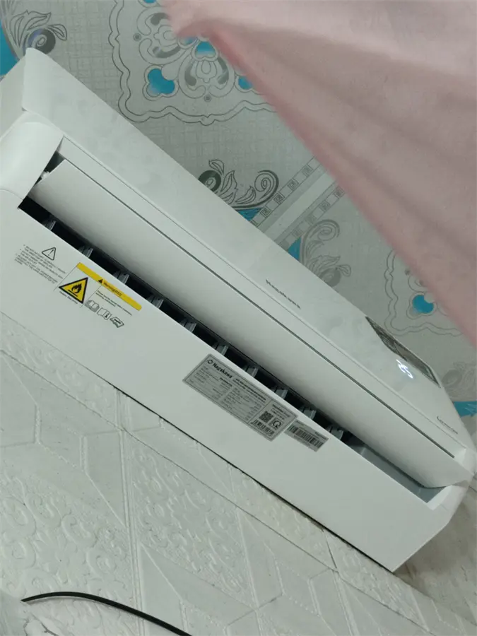 Khách hàng review Máy lạnh Nagakawa Inverter 1 HP NIS-C09R2T28 37