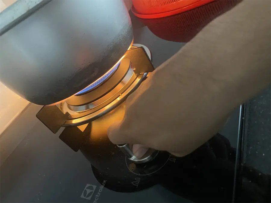 Khách hàng review Bếp ga âm Electrolux EHG723BA 3