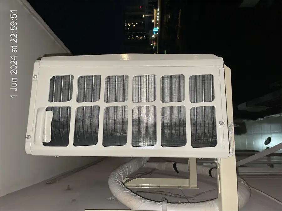 Khách hàng review Máy lạnh Midea Inverter 1.5 HP MSAGA-13CRDN8 4