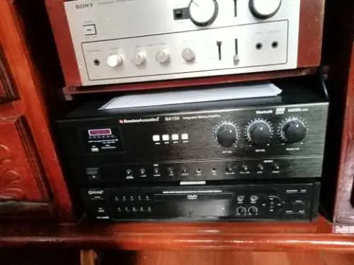 Khách hàng review Amply Boston Acoustics BA150 300W 2
