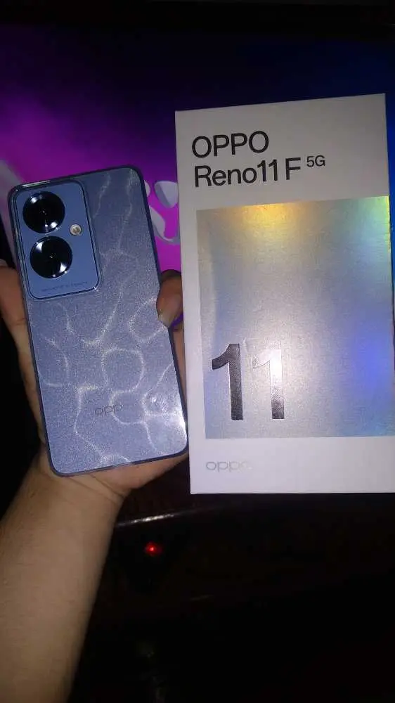 Khách hàng review Điện thoại OPPO Reno11 F 5G 8GB/256GB Xanh/Xanh đen 7
