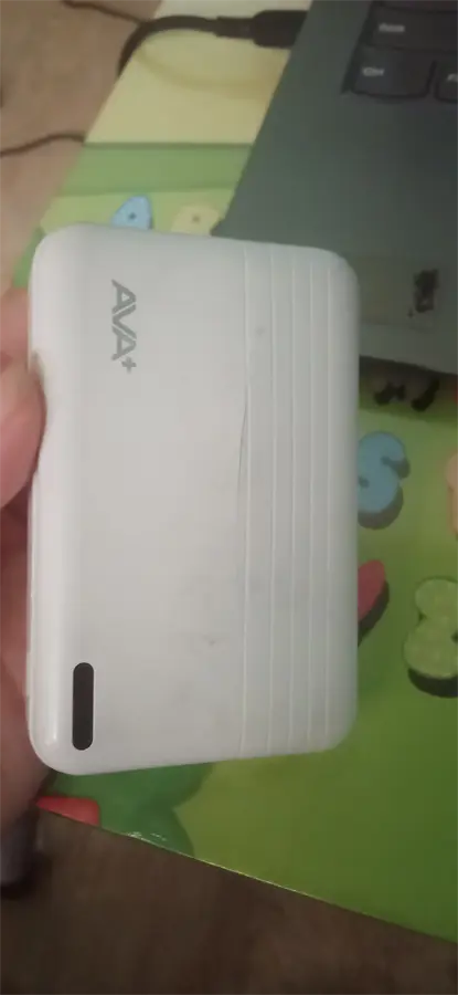 Khách hàng review Pin sạc dự phòng Polymer 10000mAh 12W AVA  DS609A 11