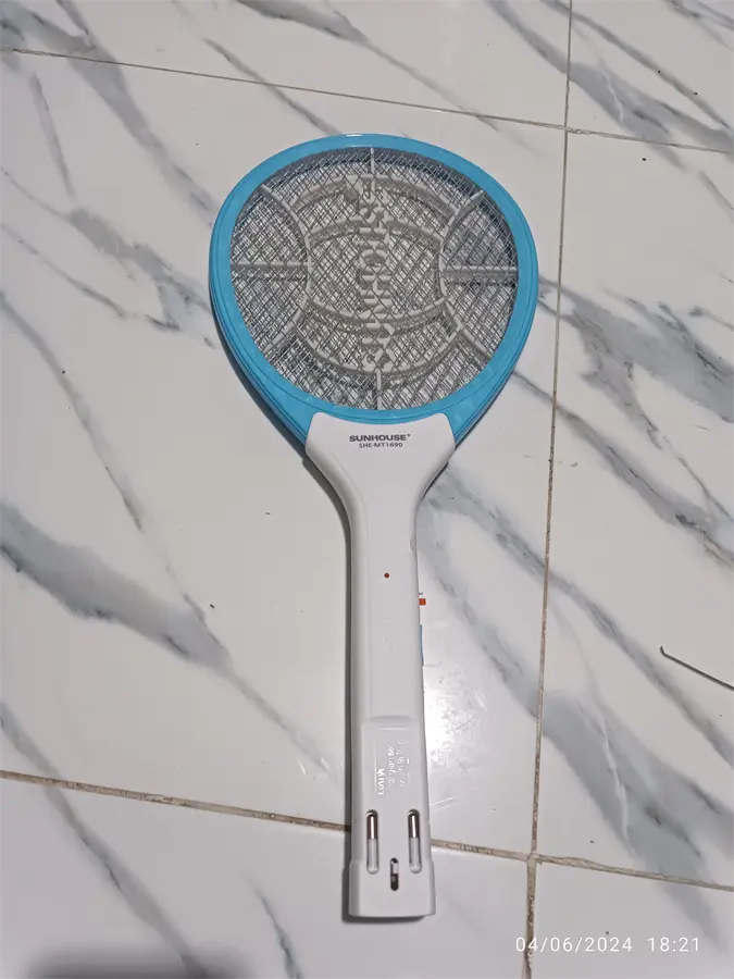 Khách hàng review Vợt muỗi Sunhouse SHE-MT1690 5