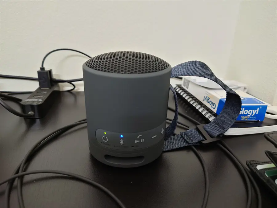 Khách hàng review Loa Bluetooth Sony SRS-XB100 2