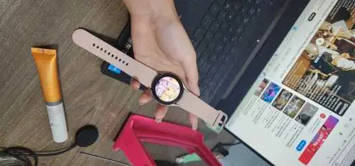 Khách hàng review Đồng hồ thông minh Samsung Galaxy Watch4 40mm 1