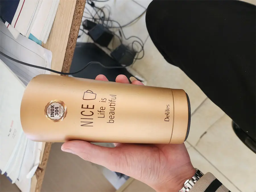 Khách hàng review Ly giữ nhiệt inox 500 ml Delites Q10A 1