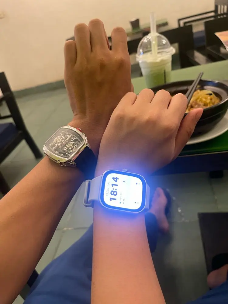 Khách hàng review Xiaomi Redmi Watch 4 47.5mm dây silicone 10