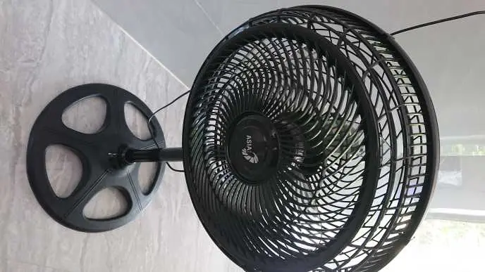 Khách hàng review Quạt đứng Asia 5 cánh VY619990 55W 2